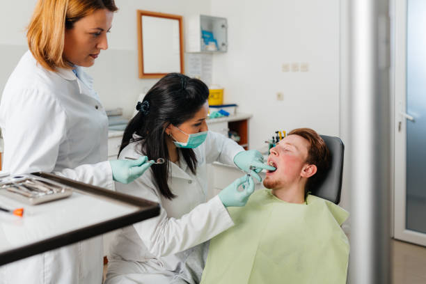 Best Emergency Dental Extractions in Whitesboro, TX